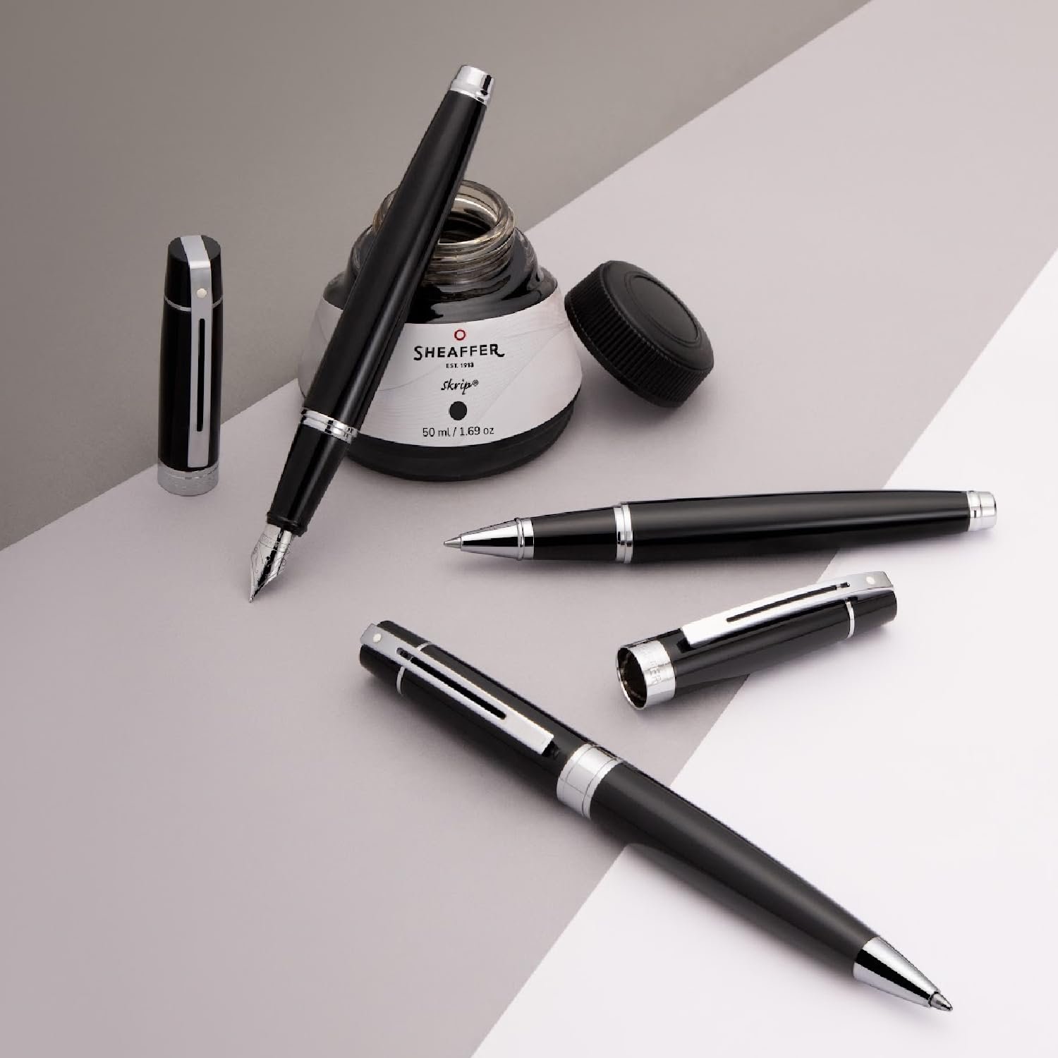 Sheaffer 300 Series 9312 Ball Point Pen - Image 3